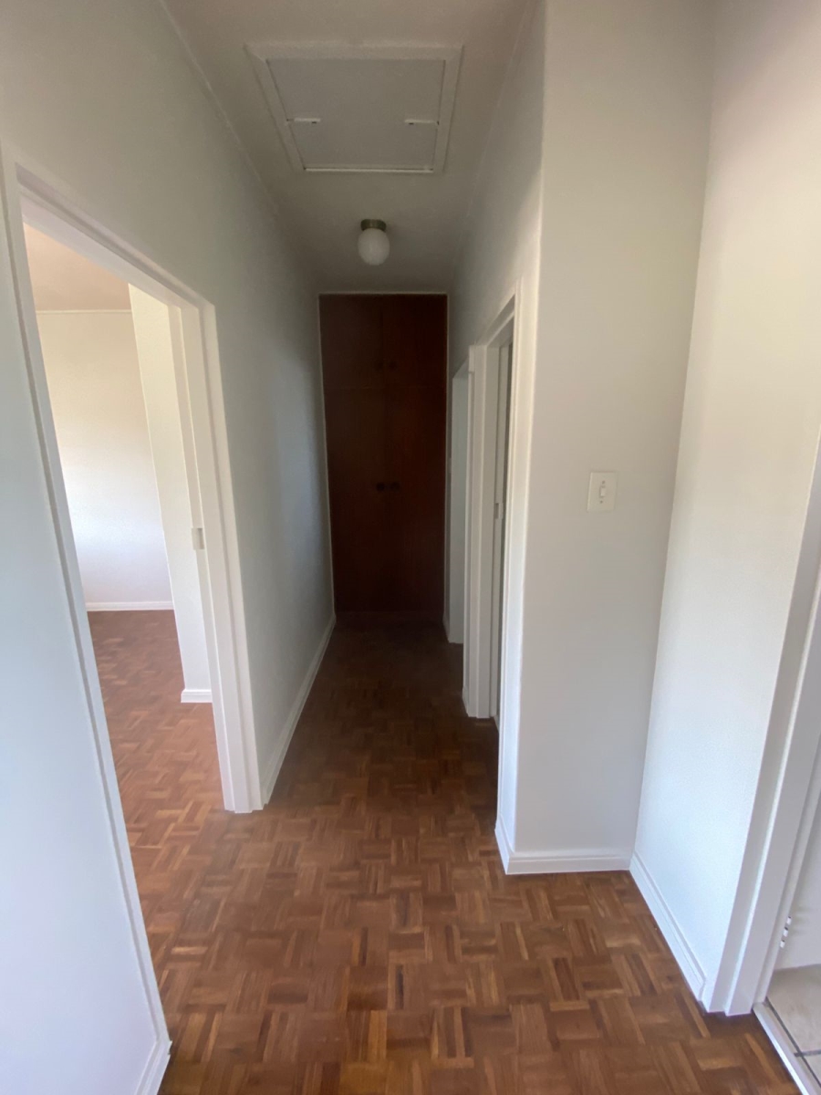 To Let 1 Bedroom Property for Rent in Oostersee Western Cape